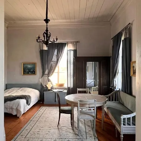 Bed and Breakfast Itaetalo Countryside Kaurissalo