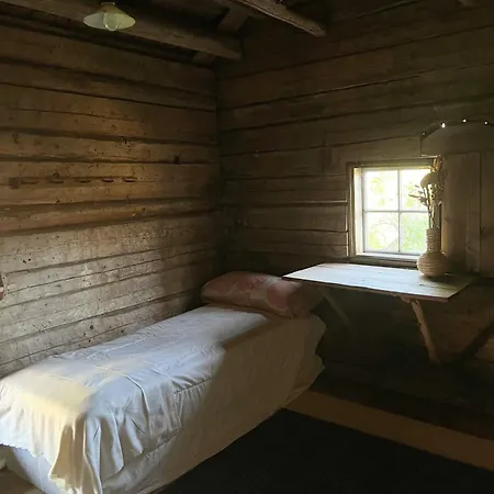 Itaetalo Countryside Bed and Breakfast Kaurissalo