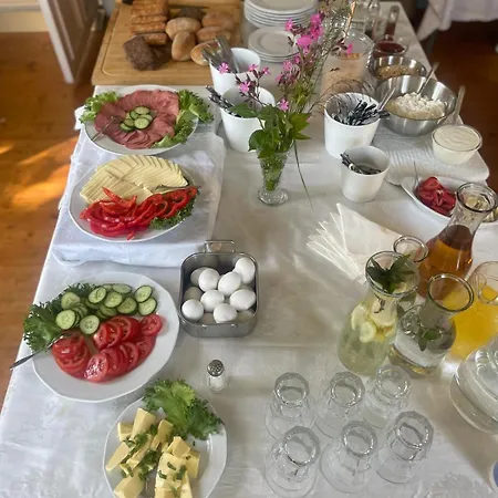 Itaetalo Countryside Bed and Breakfast Kaurissalo