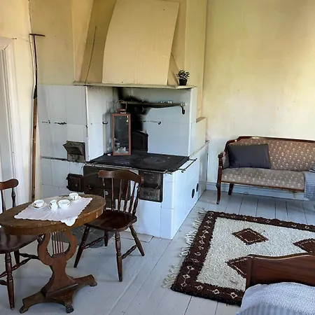 Bed and Breakfast Itaetalo Countryside Kaurissalo